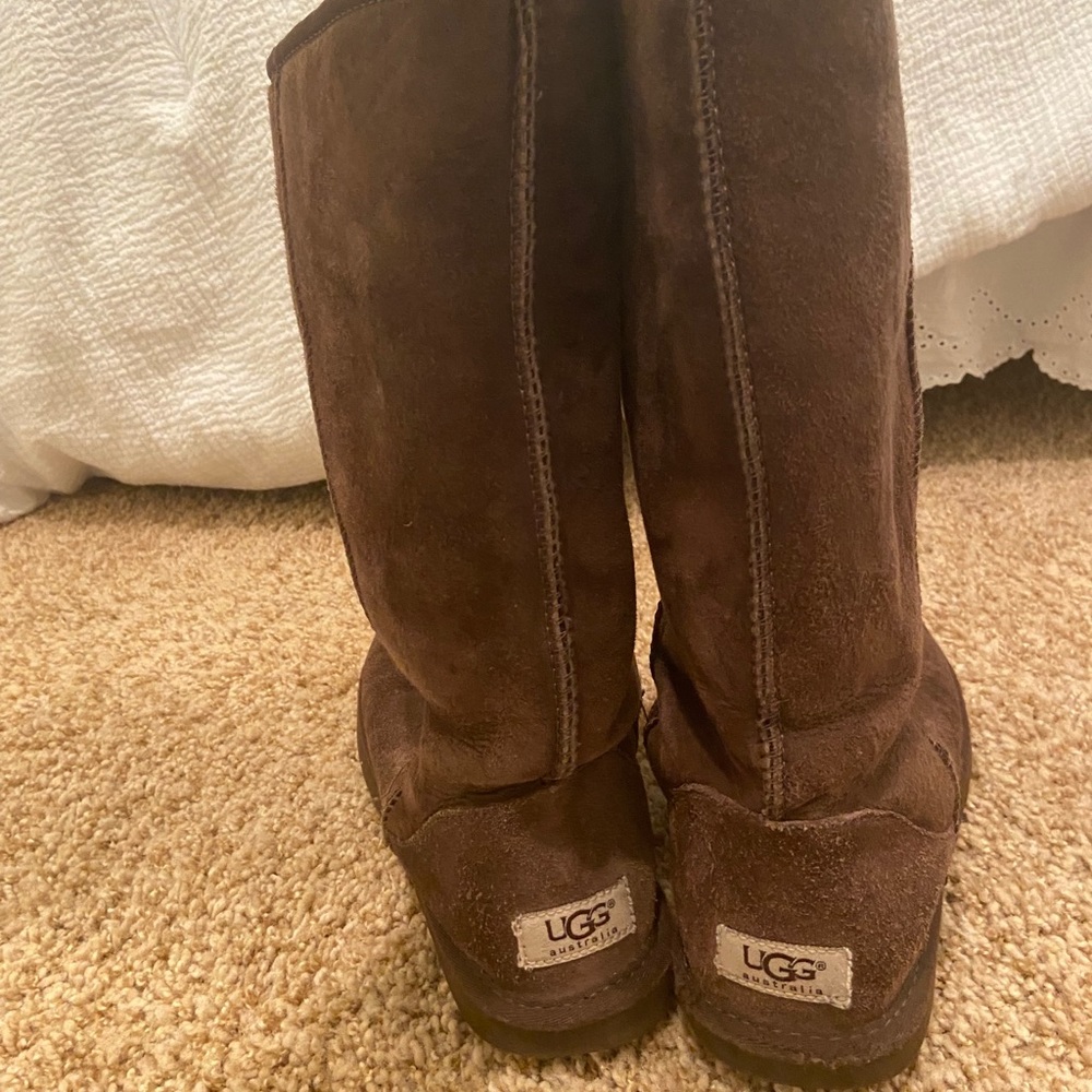 ugg elisa genuine shearling bootie